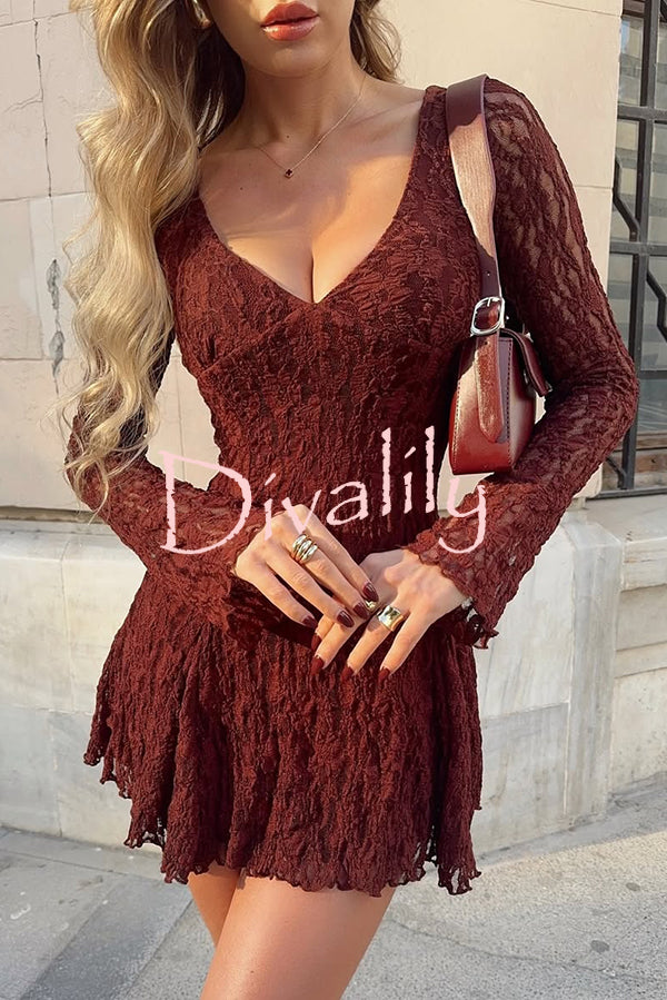 Fashionable Lace Long-sleeved V-neck Slim-fit Mini Dress