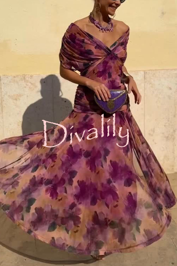 Unique Printed V-Neck Waisted Mesh Holiday Maxi Dress