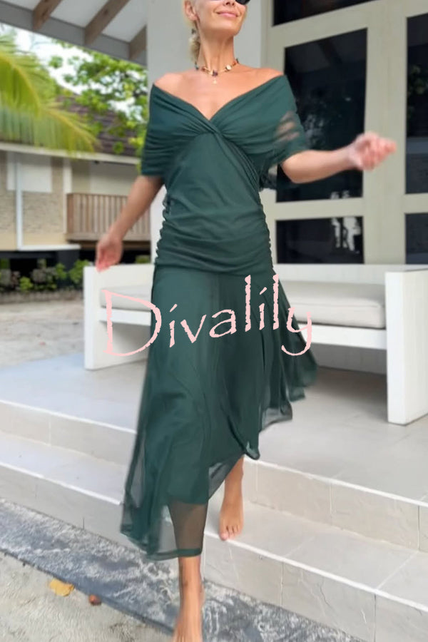 Unique Printed V-Neck Waisted Mesh Holiday Maxi Dress