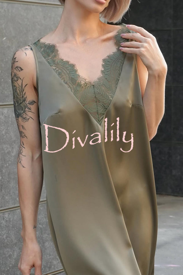Luxury Winter Satin Lace Trim V-neck Sleeveless H-line Maxi Dress