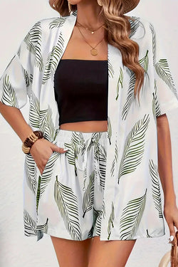 Unique Print Vacation Short-sleeved Cardigan Top and Elastic Waist Pocket Shorts Set