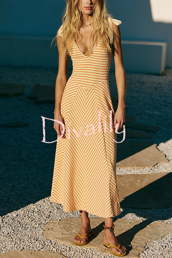 Striped Print V-Neck Lace-Up Backless Holiday Midi Dress