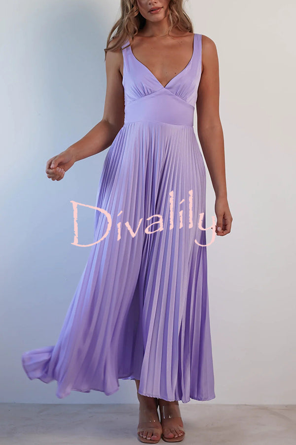Satin Solid Color Sexy V-Neck Pleated Maxi Dress