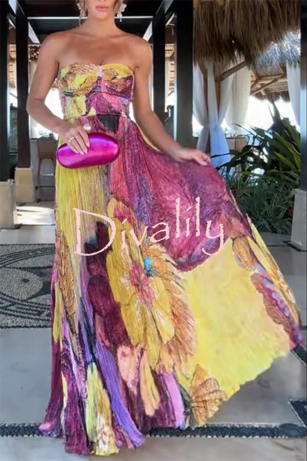 Vibrant and Bold Floral Print Sweetheart Neck Pleated Maxi Dress