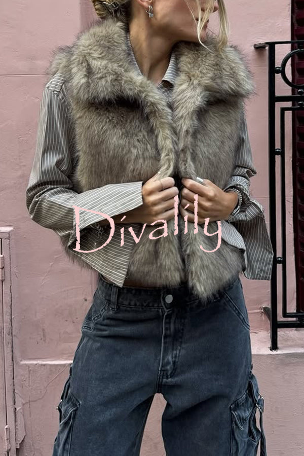 Stylish Collared Sleeveless Short Faux Fur Vest