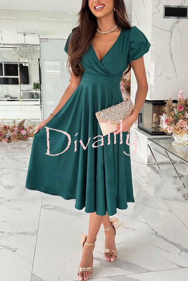 Zayla Solid Color Puff Sleeve V-neck Waist Slim Fit Midi Dress