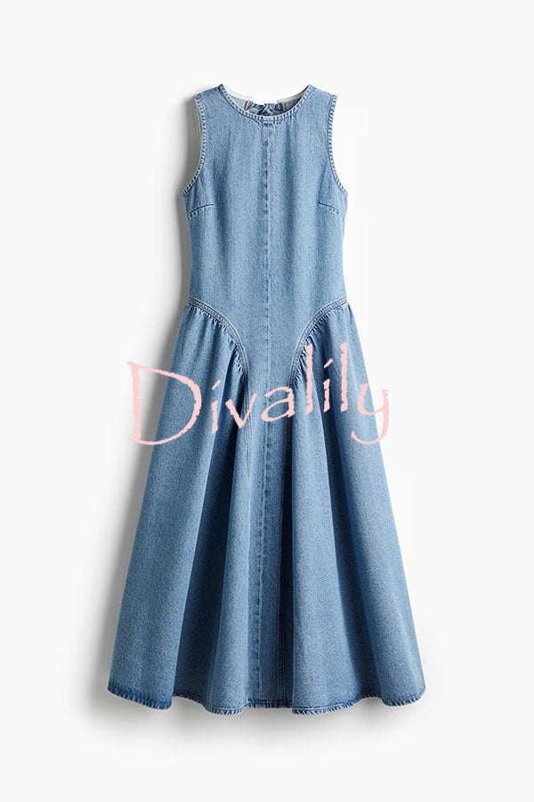 Classic and Stylish Denim Open Back Tie-up Gathered Hip Stretch Midi Dress