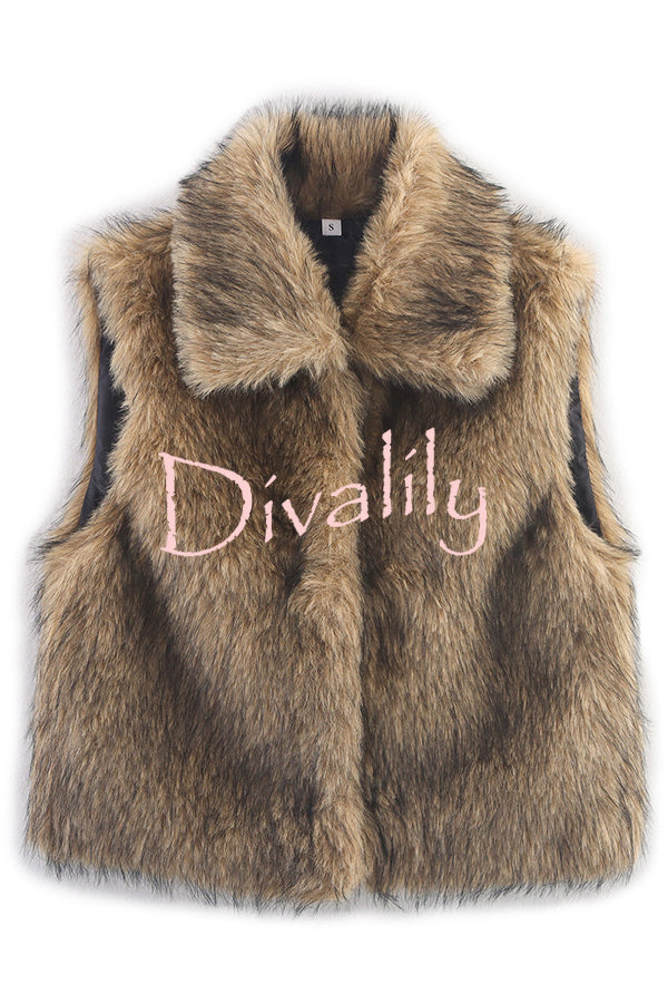 Stylish Collared Sleeveless Short Faux Fur Vest