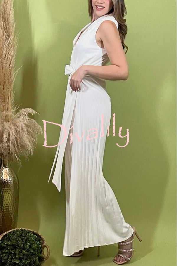 Solid Color Lapel Sleeveless Waist Tie Pleated Wide-leg Jumpsuit